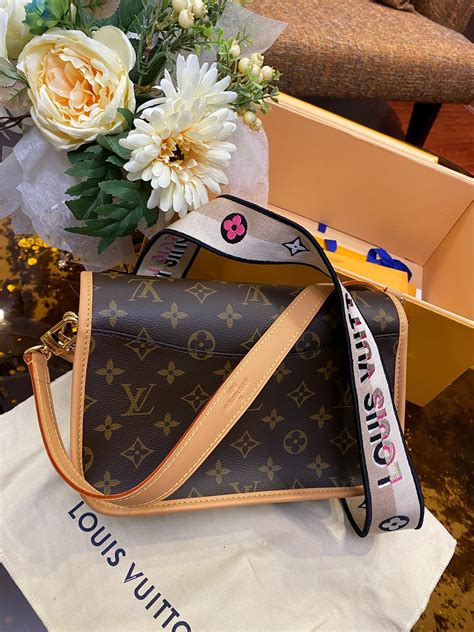 louis vuitton finta|louis vuitton lv.